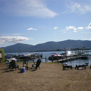 Lake George Suites Екстериор снимка